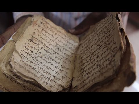 La técnica ancestral de escritura en pergamino: una mirada al pasado.